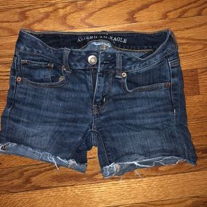 gently used american eagle shorts
